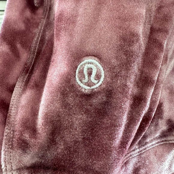 Lululemon Velour Warm Down Crew
Interstellar Cassis Multi - Picture 3 of 9